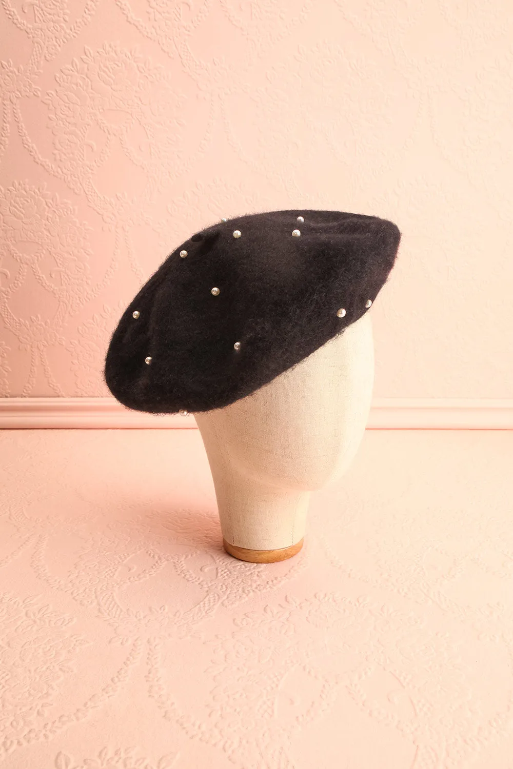 Amarantha | Black Beret w/ Pearls